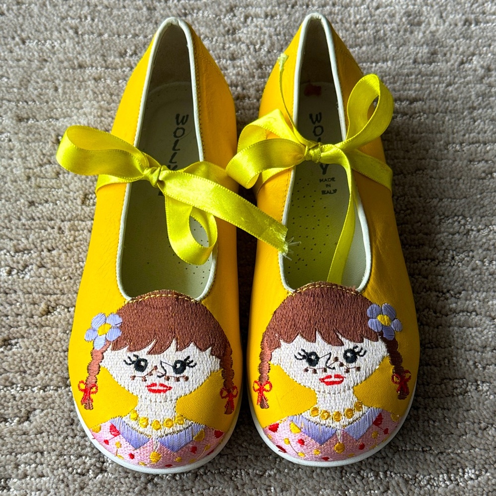 Vintage Wolly Yellow Embroidered Doll Face Shoes with Ribbon